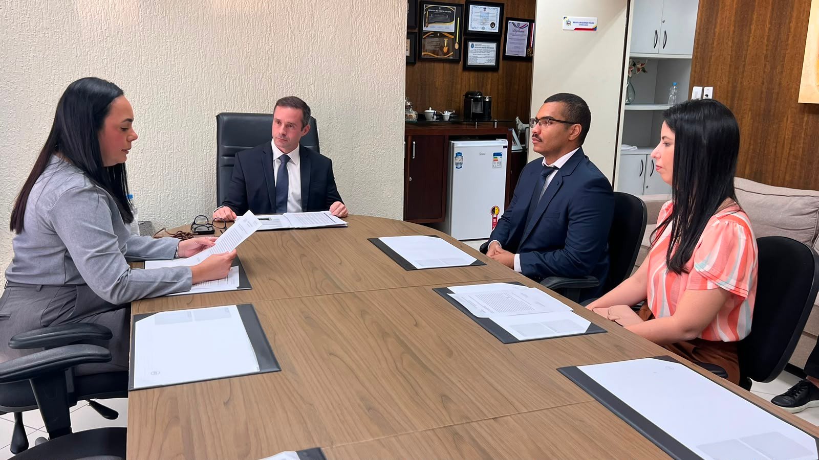 Novos agentes de controle externo tomam posse no TCE-AL